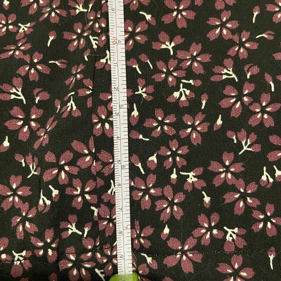 Pretty Cleo long sleeve dress - Picture 9 of 10